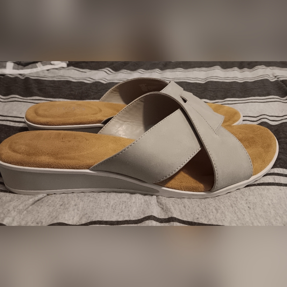 Chaps Olessia Size 10B Gray Slides Synthetic Women Sandal Wedge Low Heel Shoes